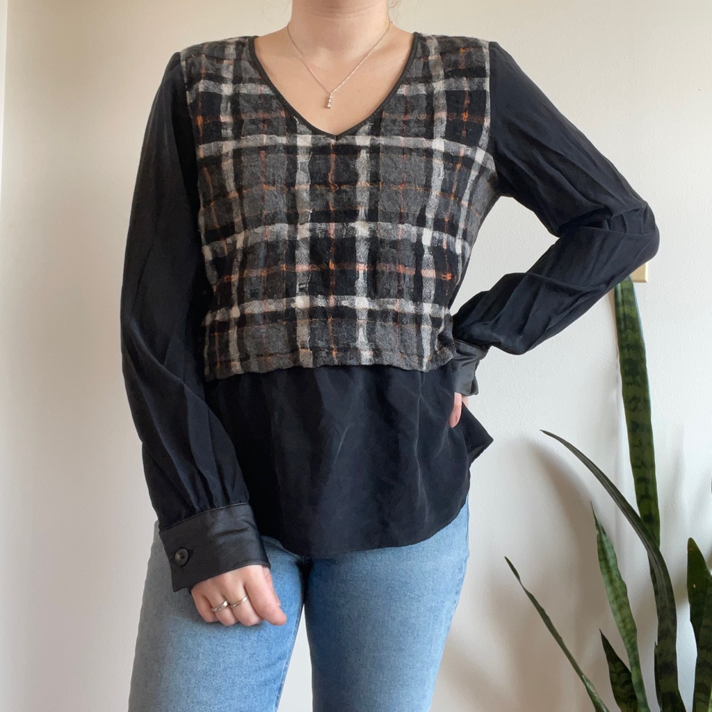 Waverly Grey Colorblock Long Sleeve Plaid Woven Hem